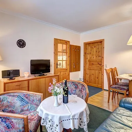 Haus Am Wald Apartment